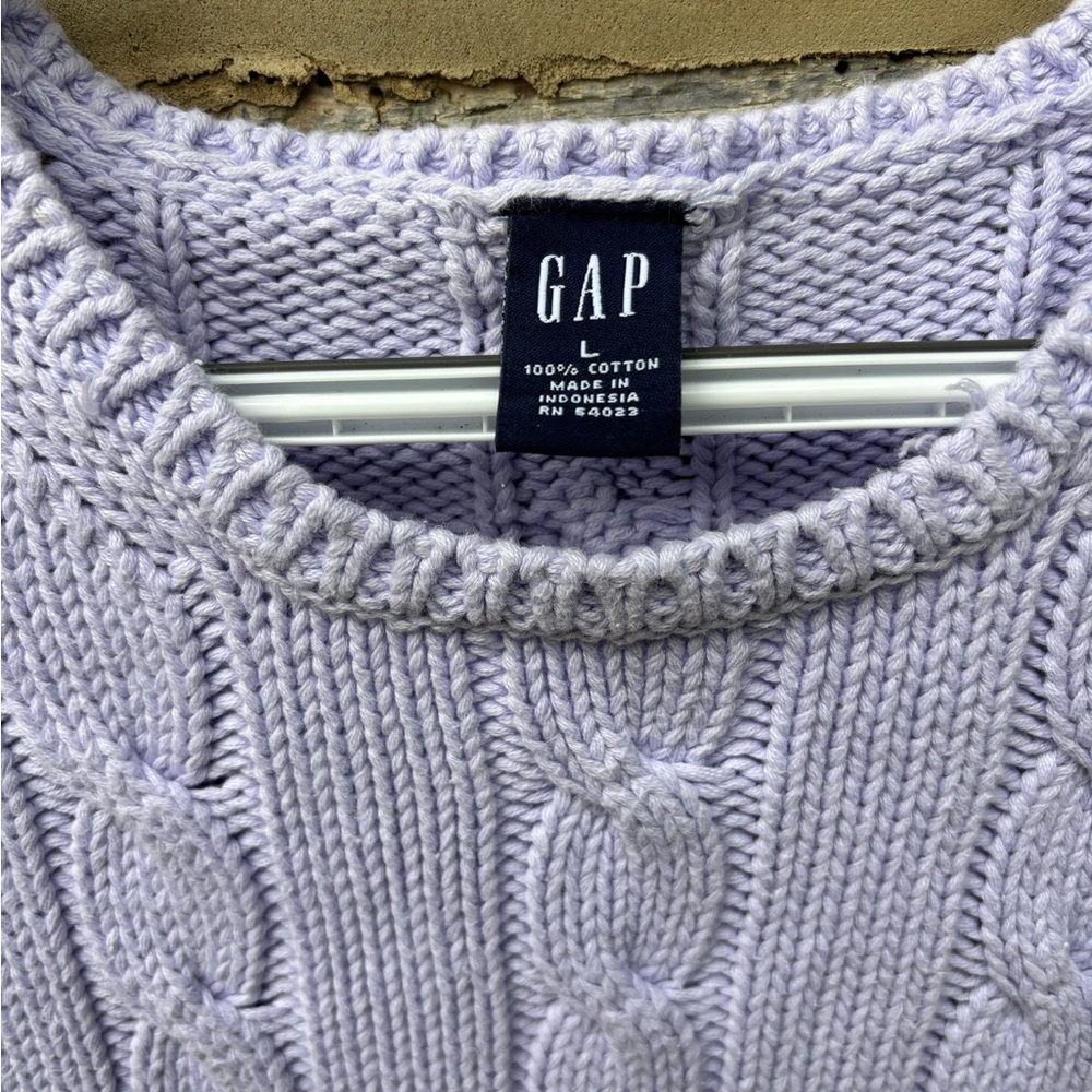 GAP Women's Lavender Cable Knit Crew Neck Sweater Size L - Picture 3 of 7